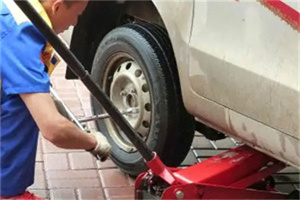 平凉附近拖车24小时服务热线电话